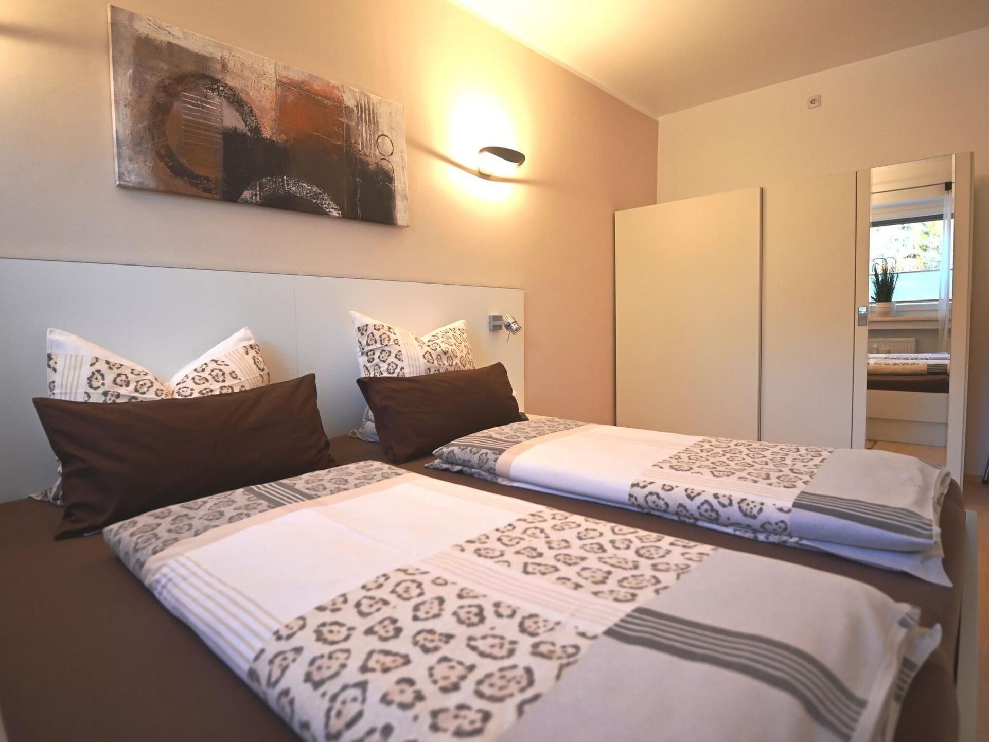 1-Bed Apartment in Innsbruck-Land, Sleeps 4, 1309