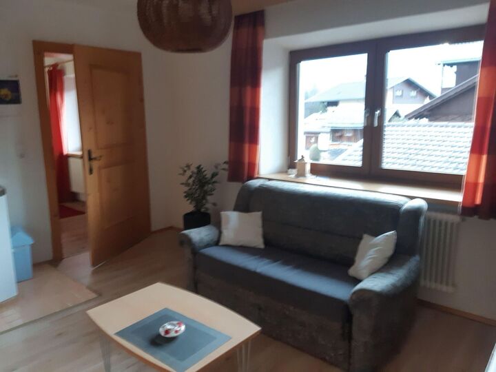 Stunning 1-Bed Apartment in Reutte, Sleeps 2, 1311