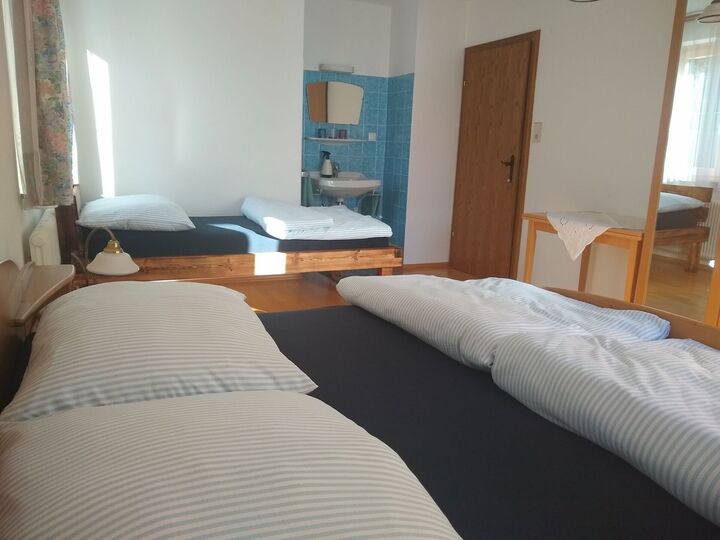 3-Bed House in Sankt Johann im Pongau, Sleeps 6, 1132