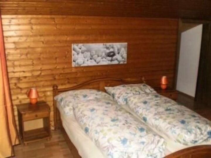 2-Bed Apartment in Spittal an der Drau, Sleeps 6, 1081