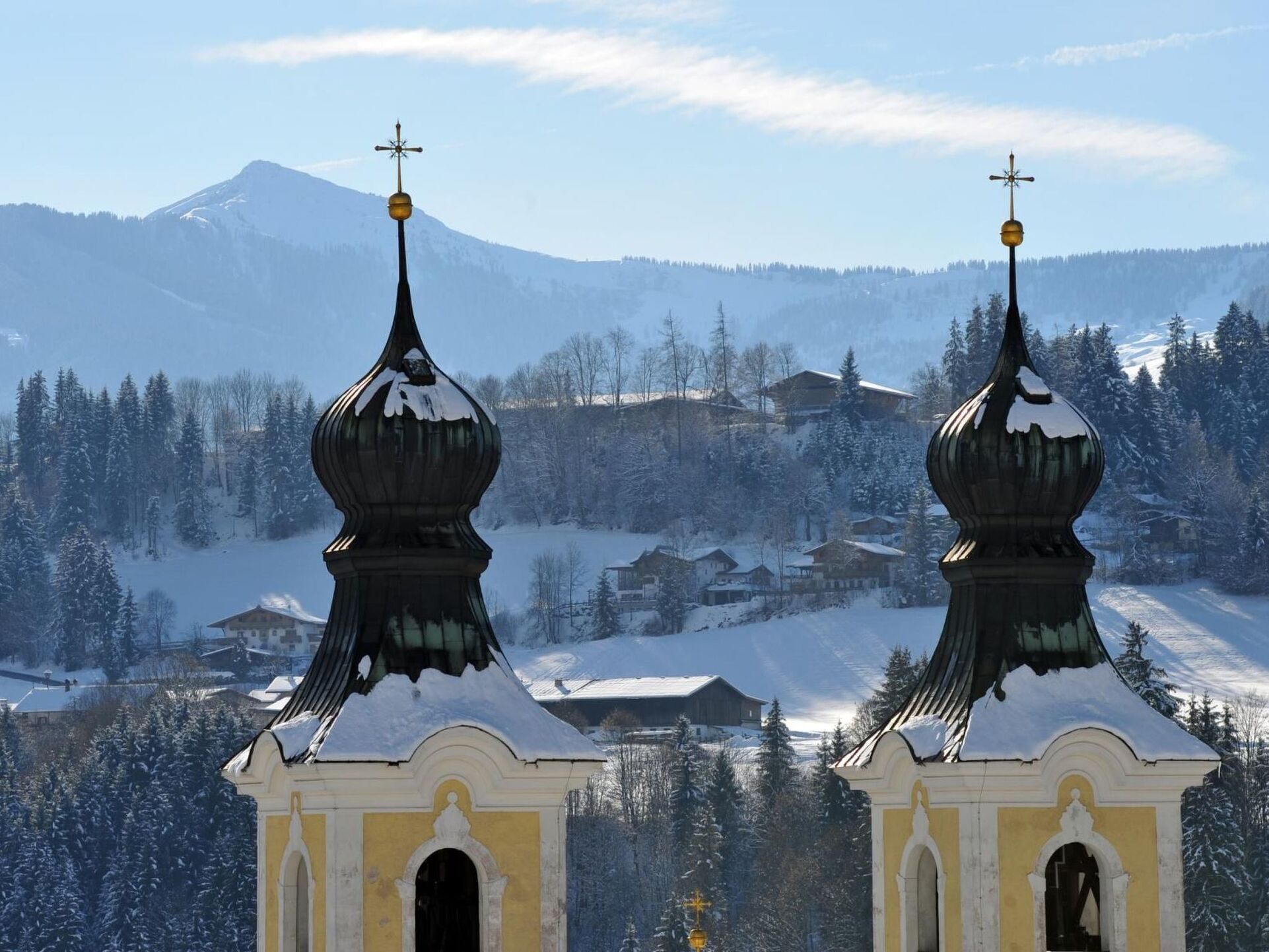 Sumptuous 2-Bed Apartment in Kitzbuhel, Sleeps 6, 1344