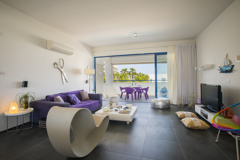 5 Star Aster Seaside Suite – Stylish Retreat in Cape Greco