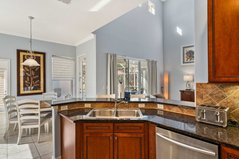 Modern Kissimmee 5 Bedroom Home, Orlando Villa 6674