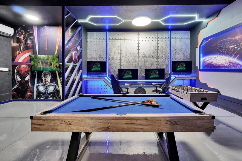 The Ultimate 15 Bedroom Mansion on Orange County, Orlando Mansion 6675