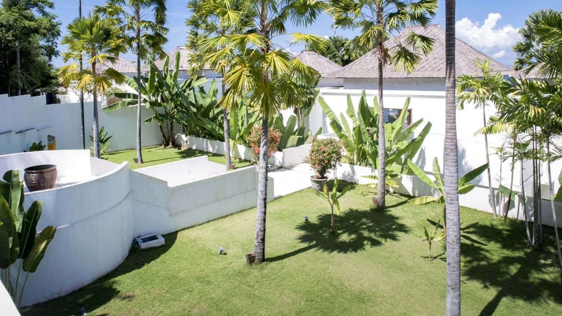 5 Star Villa Lucia – Elegant Oceanfront Living