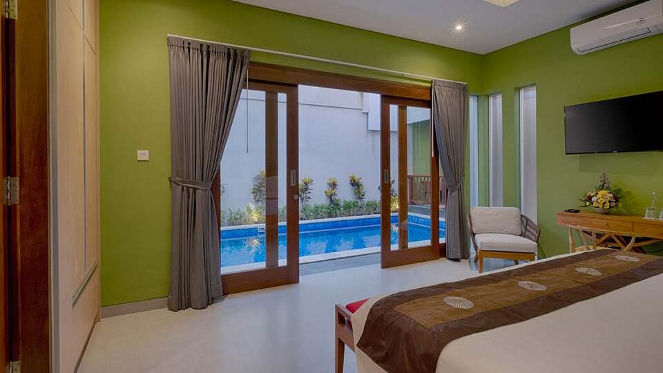 5 Star Villa Rosalia 3 – A Private Tropical Retreat in Canggu