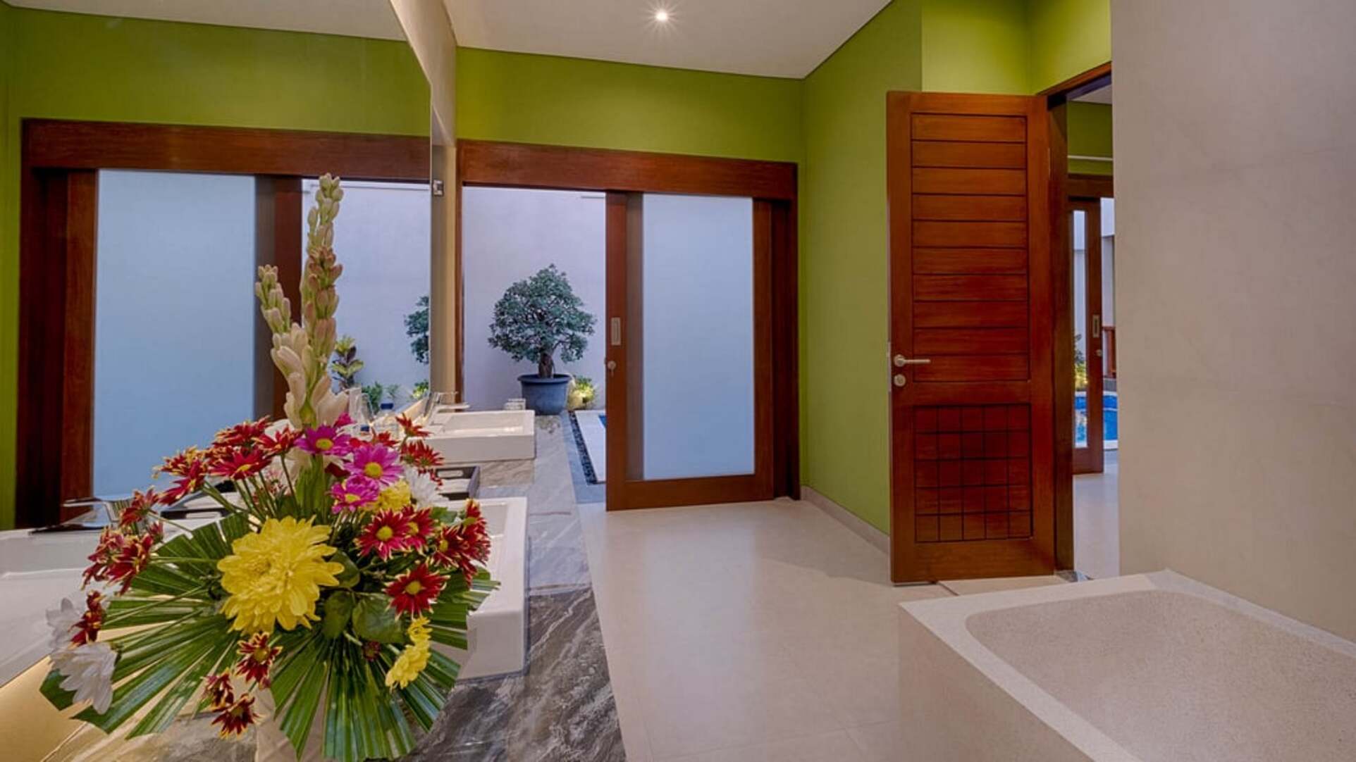 5 Star Villa Rosalia 3 – A Private Tropical Retreat in Canggu
