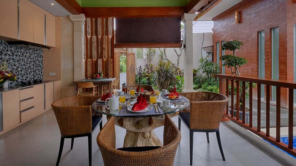 5 Star Villa Rosalia 3 – A Private Tropical Retreat in Canggu