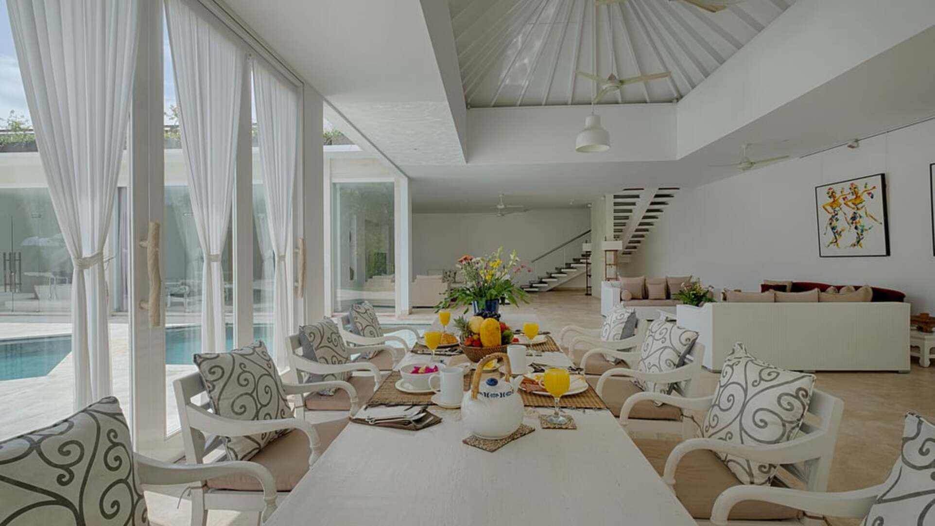 5 Star Villa Putih 1 – An Elegant Pererenan Hideaway