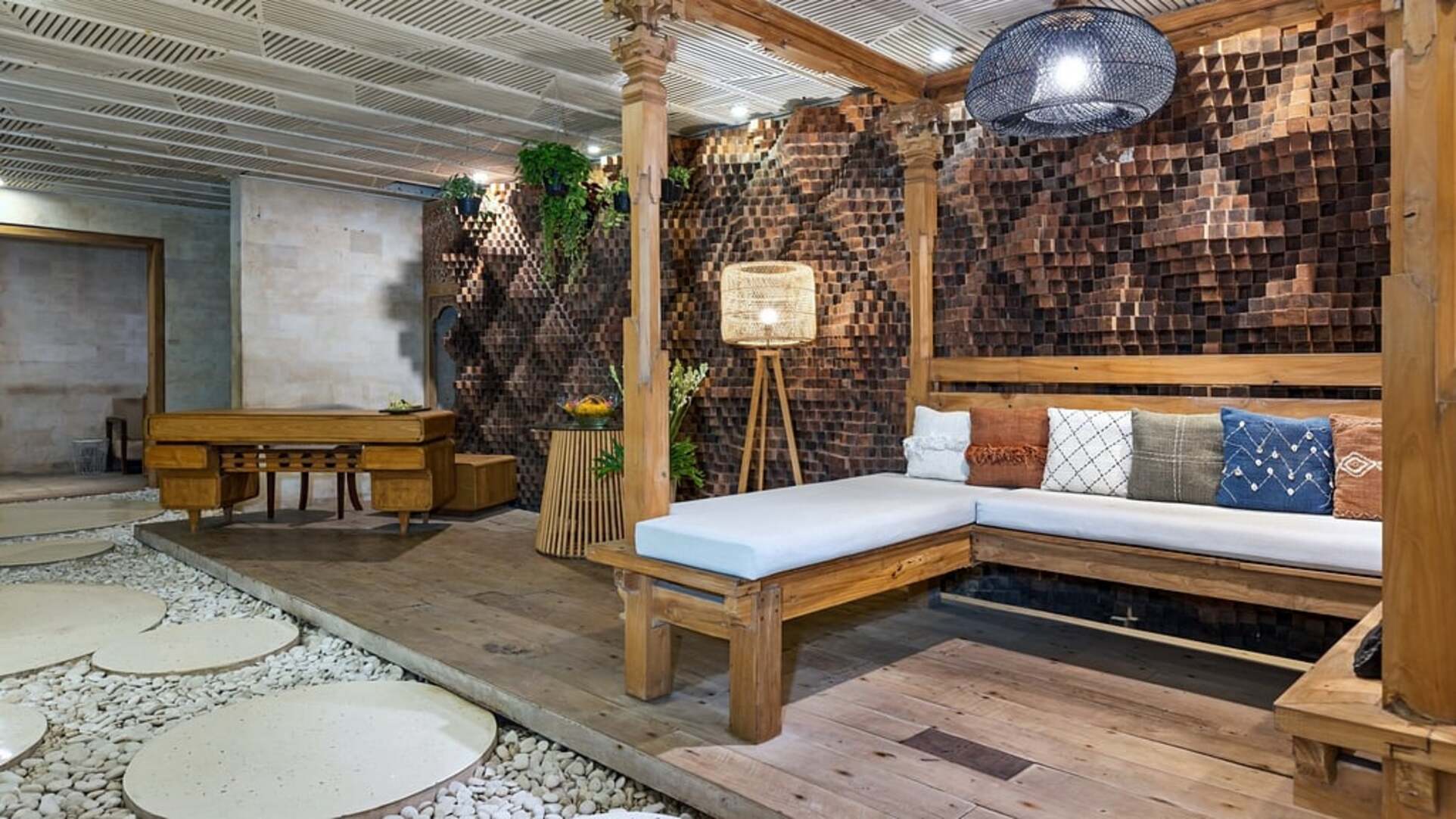 5 Star The Chand’s Three – Oceanfront Balinese Escape