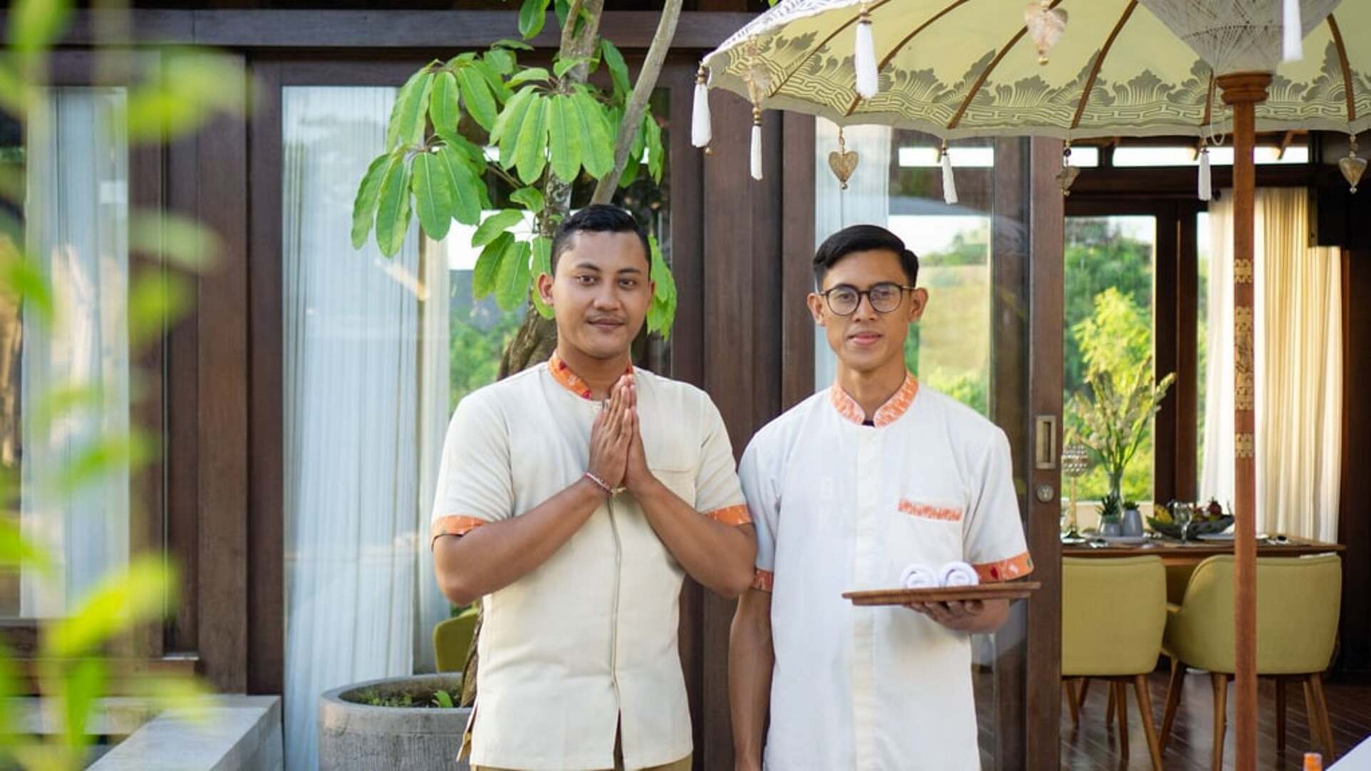 5 Star The Chand’s Two – Beachfront Serenity Escape