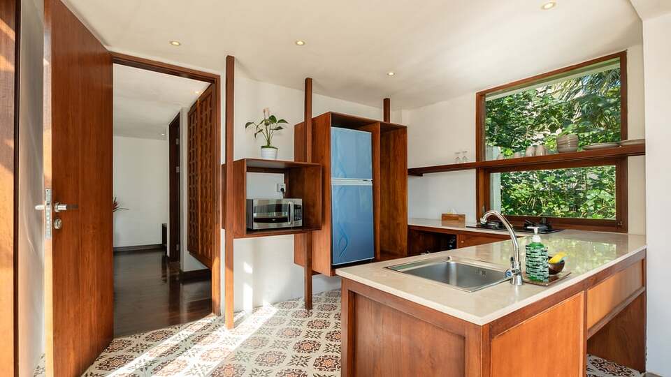 5 Star The Chand’s Two – Beachfront Serenity Escape