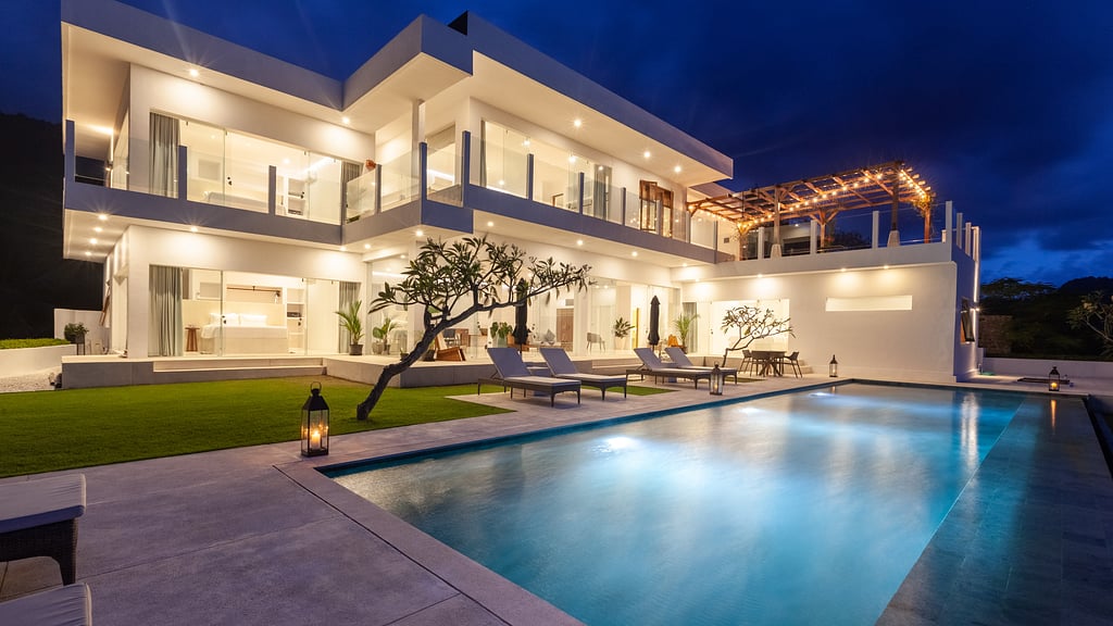 5 Star Villa Zen Sengkidu – Panoramic Coastal Retreat