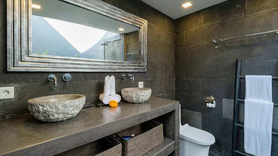 5 Star Villa Alami – Seminyak Sanctuary