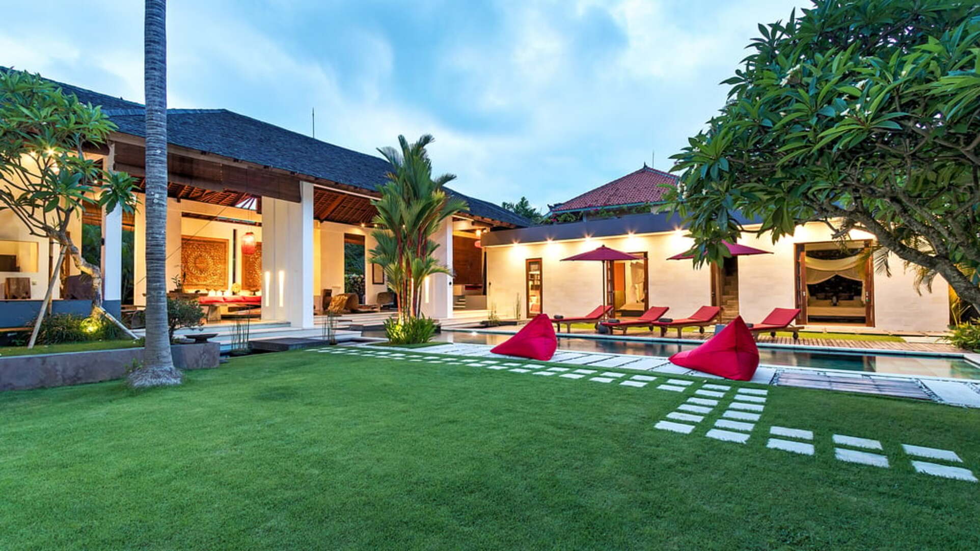 5 Star Alarte Estate – Elegant Seminyak Escape
