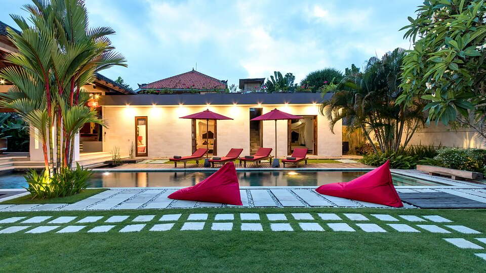 5 Star Alarte Estate – Elegant Seminyak Escape