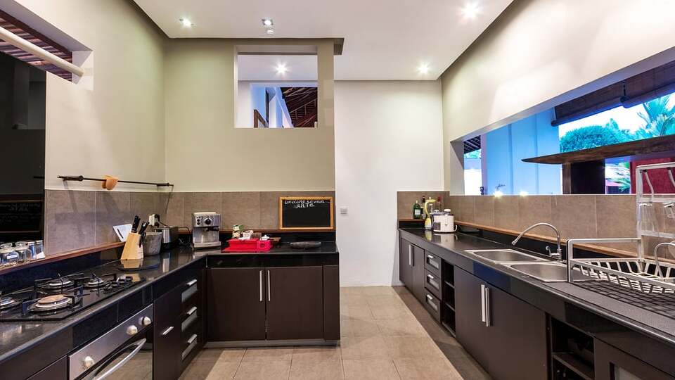 5 Star Alarte Estate – Elegant Seminyak Escape