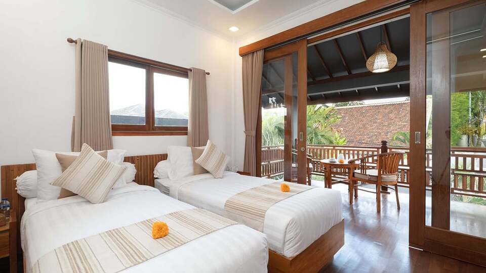 5 Star Alarte Estate – Elegant Seminyak Escape