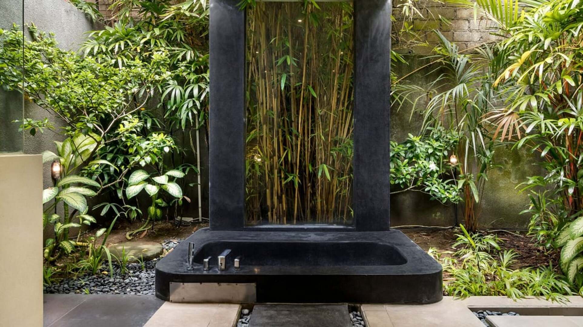 5 Star Alice Estate – Serene Seminyak Estate