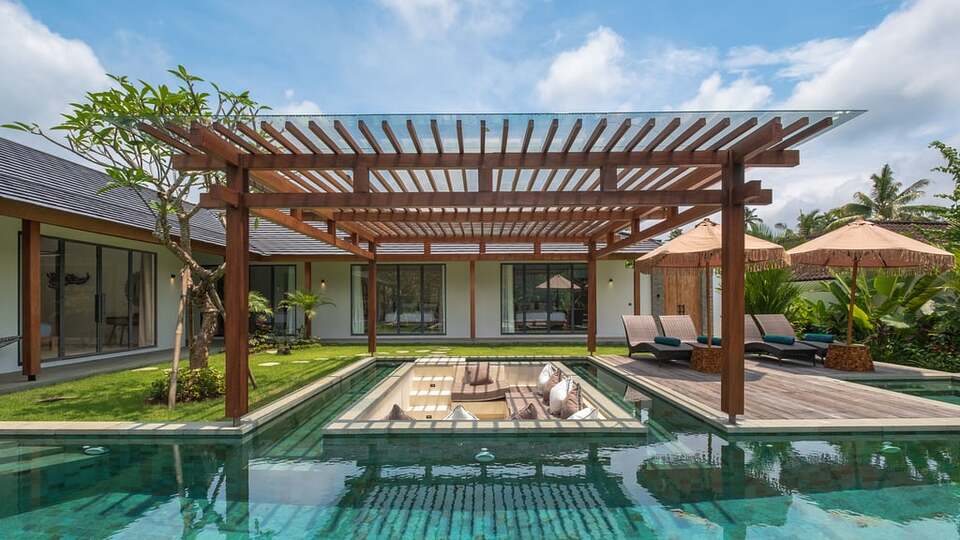 5 Star Villa Suka Sawah – Ricefield Serenity