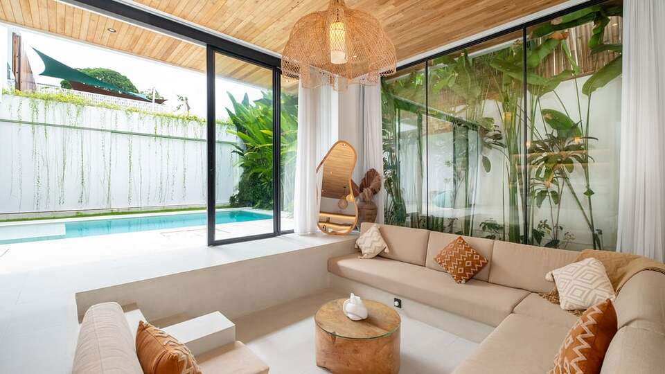 5 Star Villa Loona Palm Villa 1 - Tropical Serenity