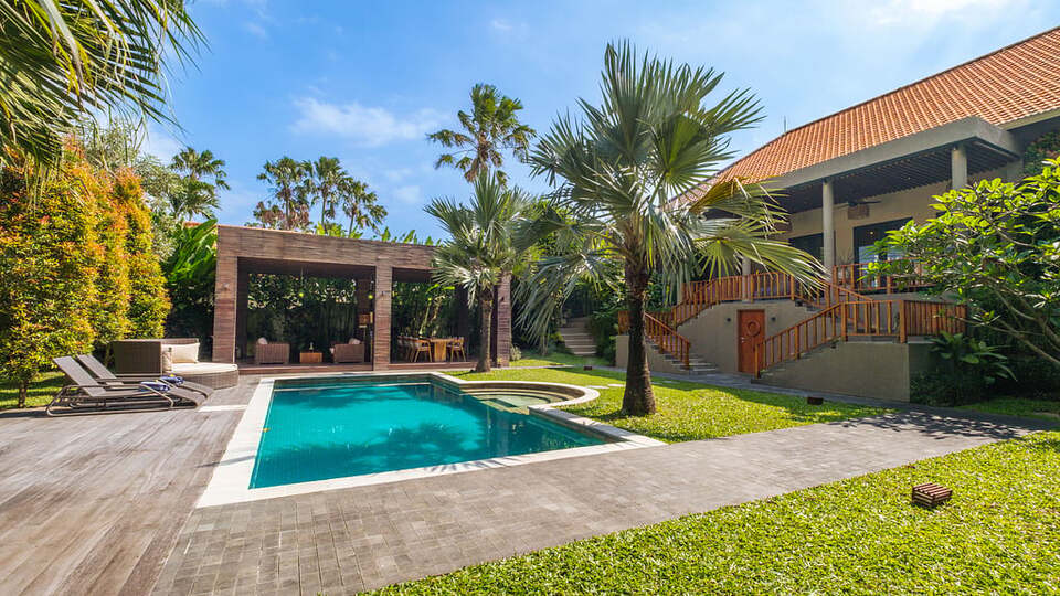 5 Star M Villa 318 Canggu - Tropical Elegance