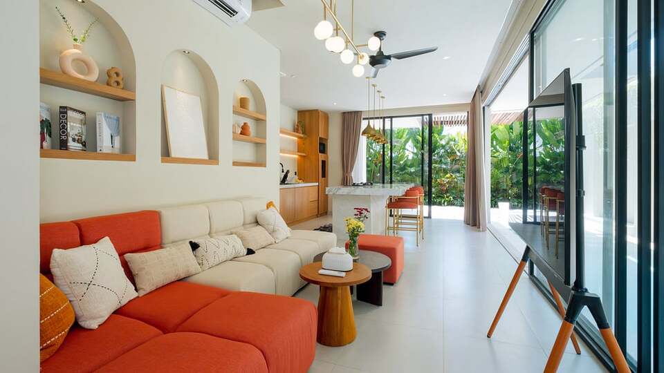 5 Star Loona Palm Seseh 2 - Modern Coastal Escape