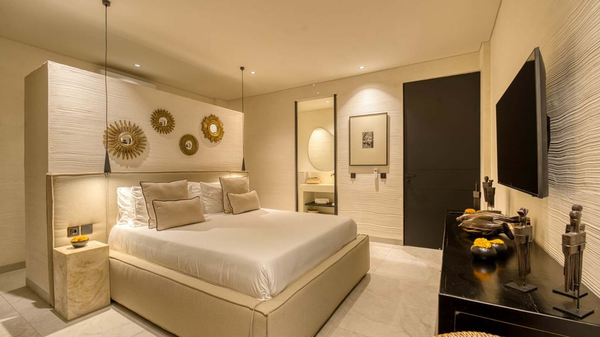 5 Star Villa Amara - Contemporary Tropical Luxury