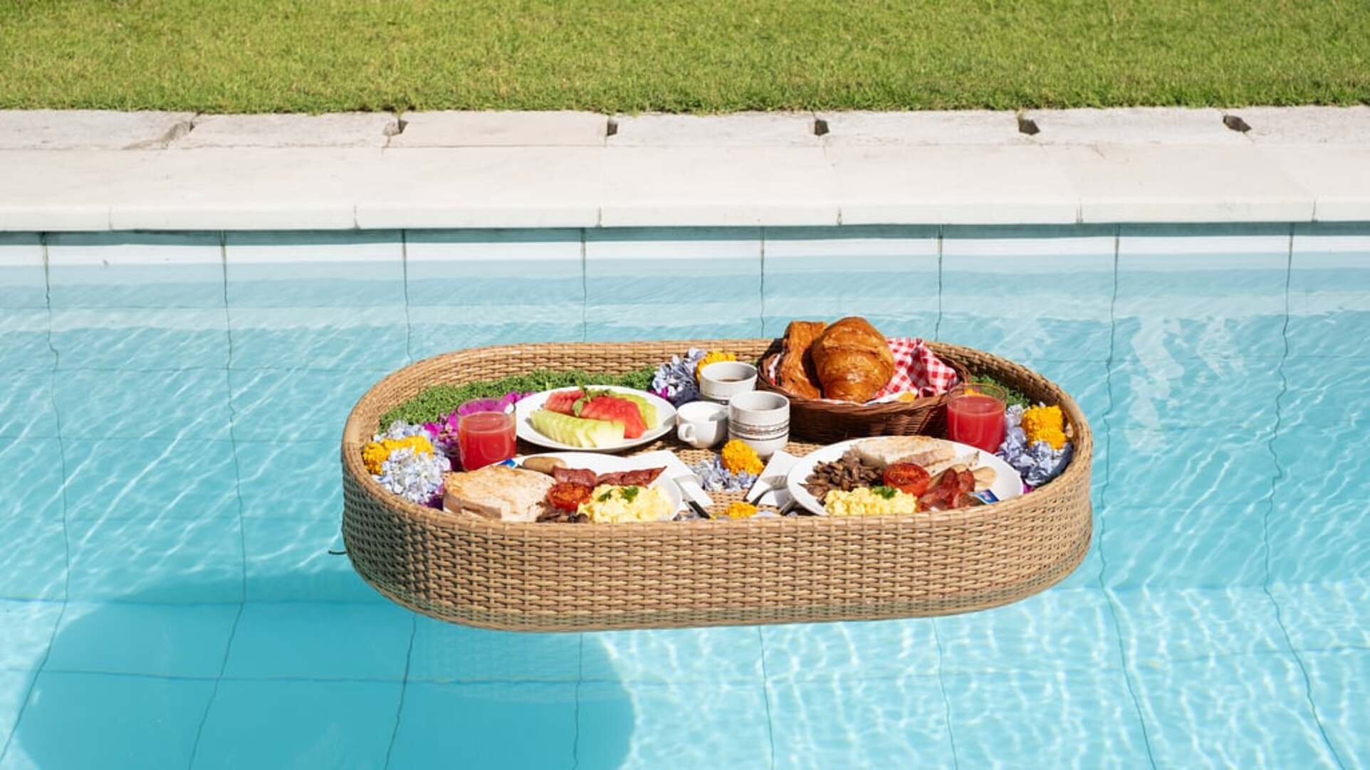 5 Star Villa Mas 3 Seminyak – Chic Tropical Escape