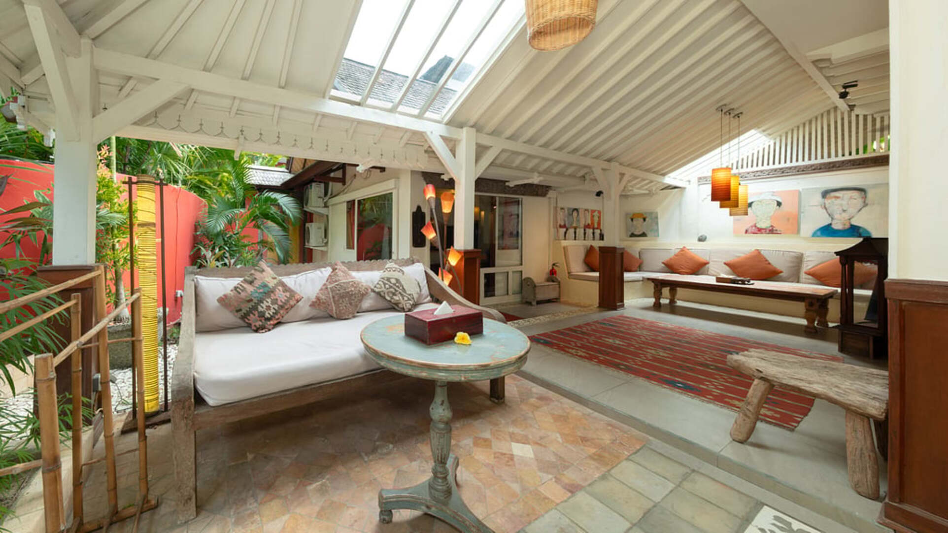 5 Star Villa Hangat – Tropical Balinese Sanctuary