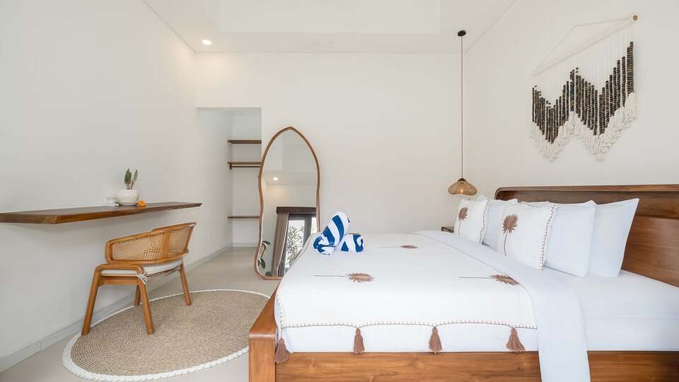 5 Star Villa Victoria 2 – Tropical Seminyak Retreat