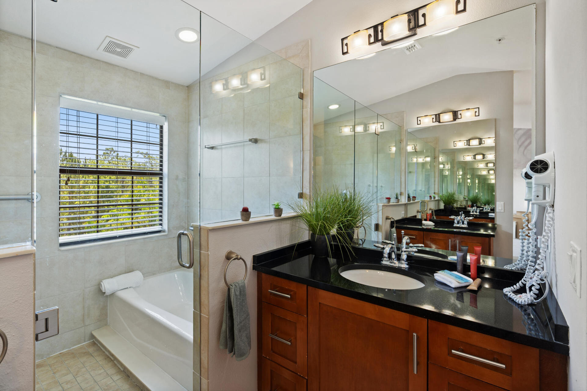 Master King Bathroom 1 4th Floor