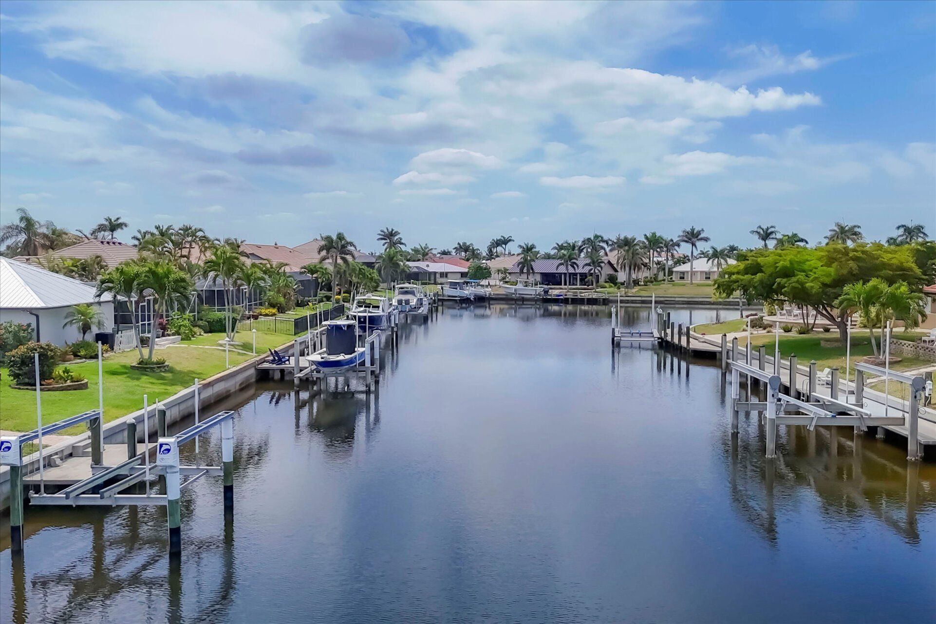 Canal Access (Boat lift not available)