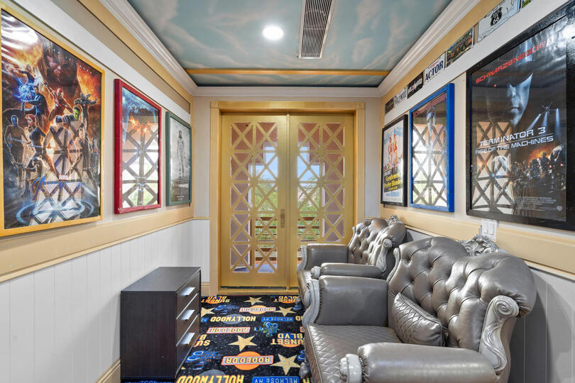 Sitting Area Upstairs