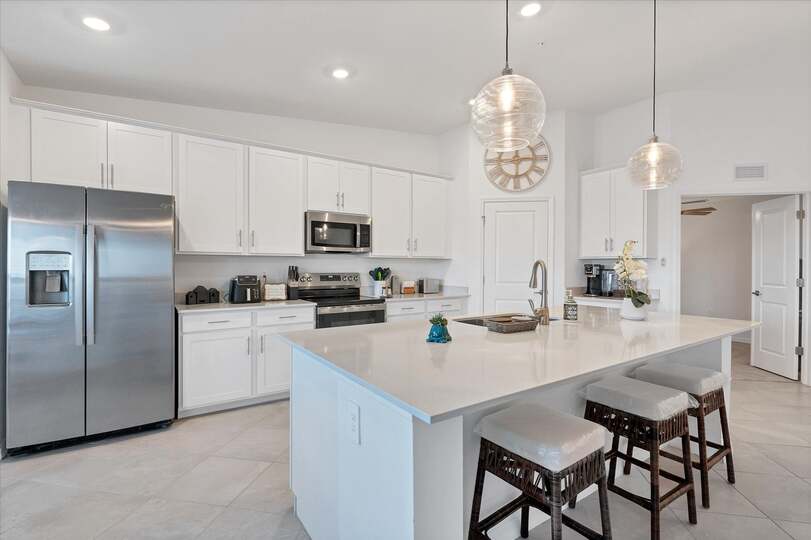 Fully-equipped kitchen