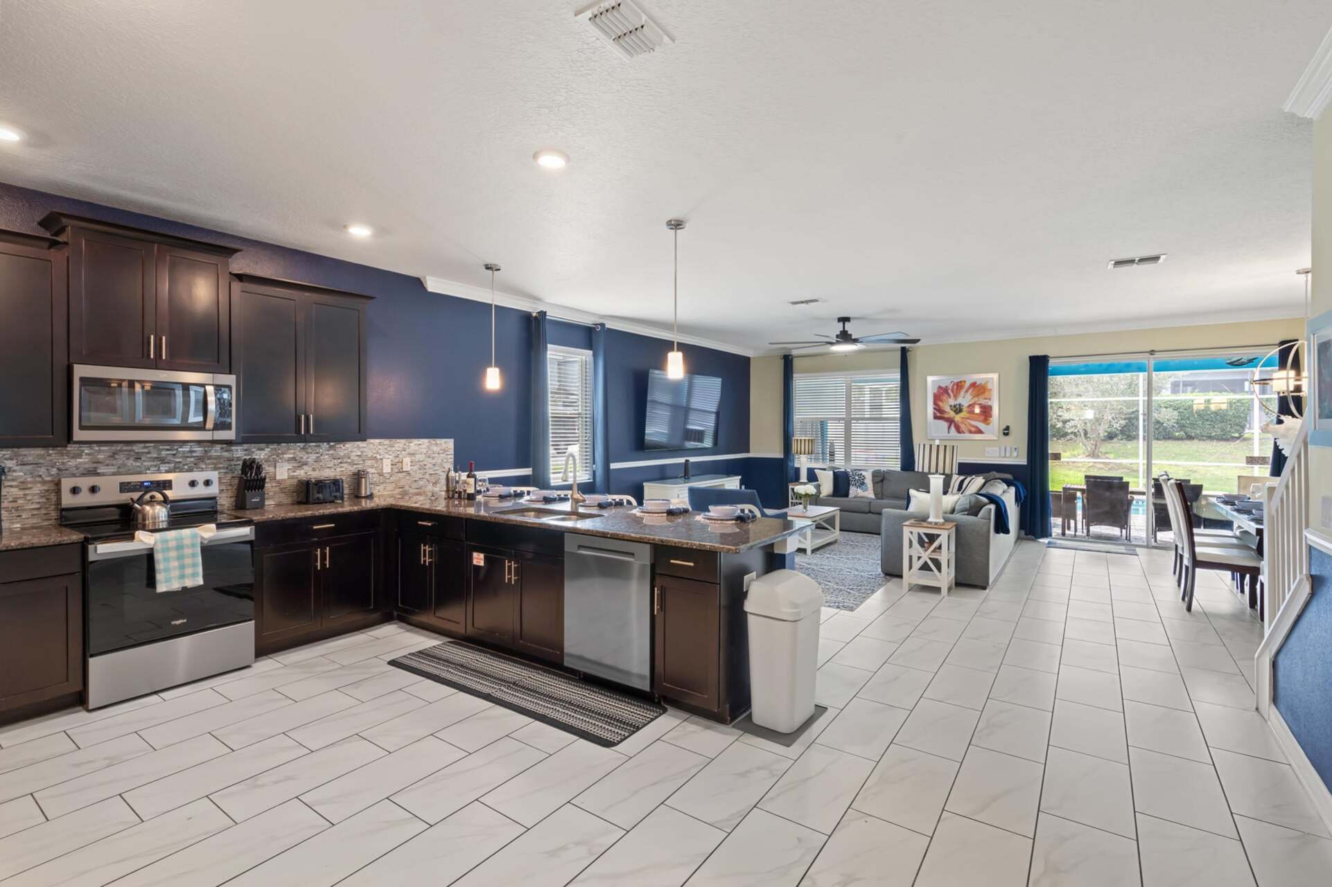 Kitchen / Living / Dining