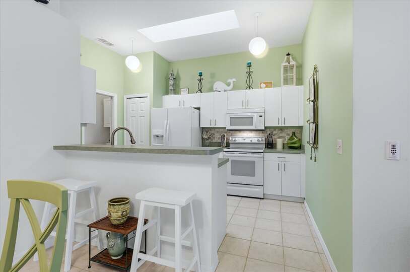 Bright, fully-equipped kitchen