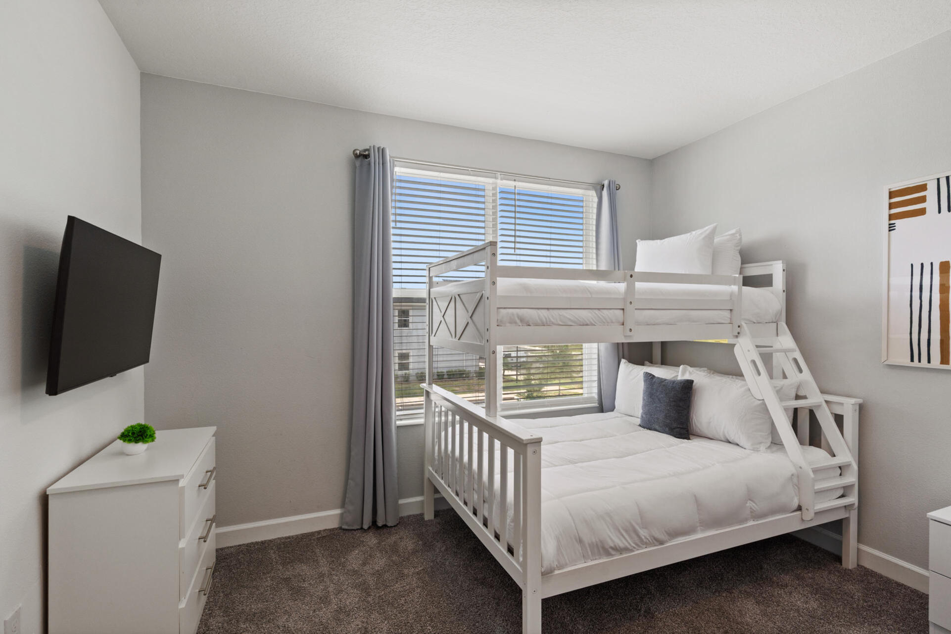 Two Twin/Double Bunks Bedroom 4 Upstairs 43" Smart TV