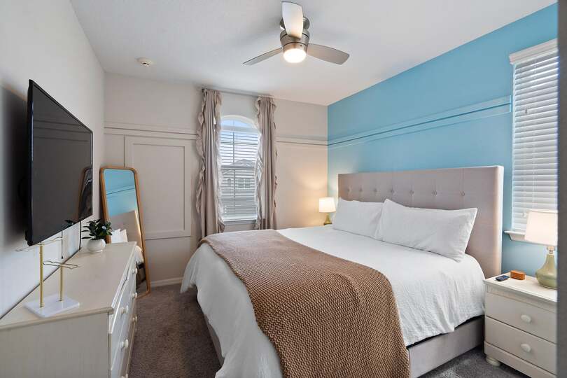 King Suite Bedroom 6 Upstairs Attached Bathroom (5) 55" Roku TV