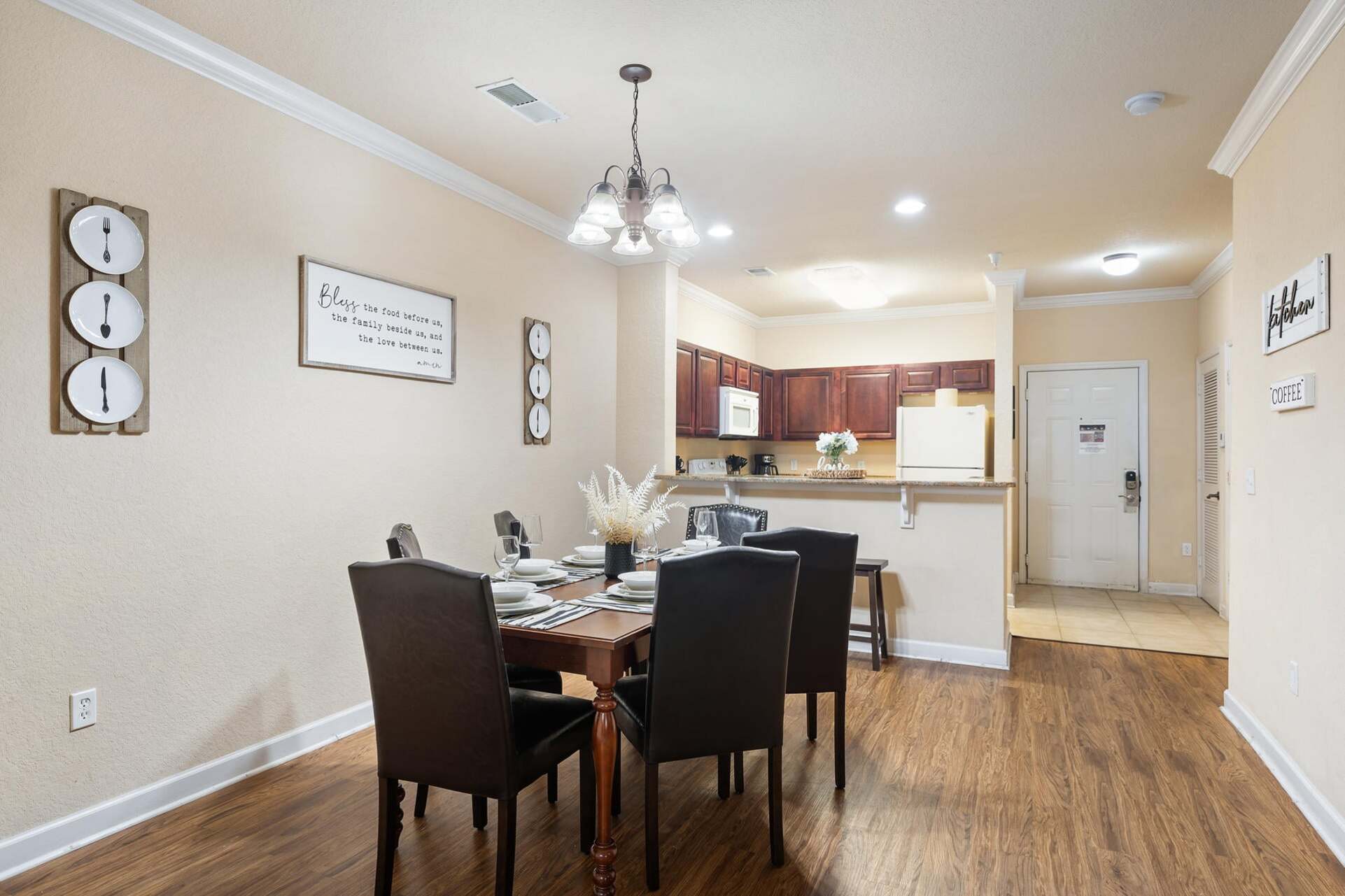 Dining / Kitchen
